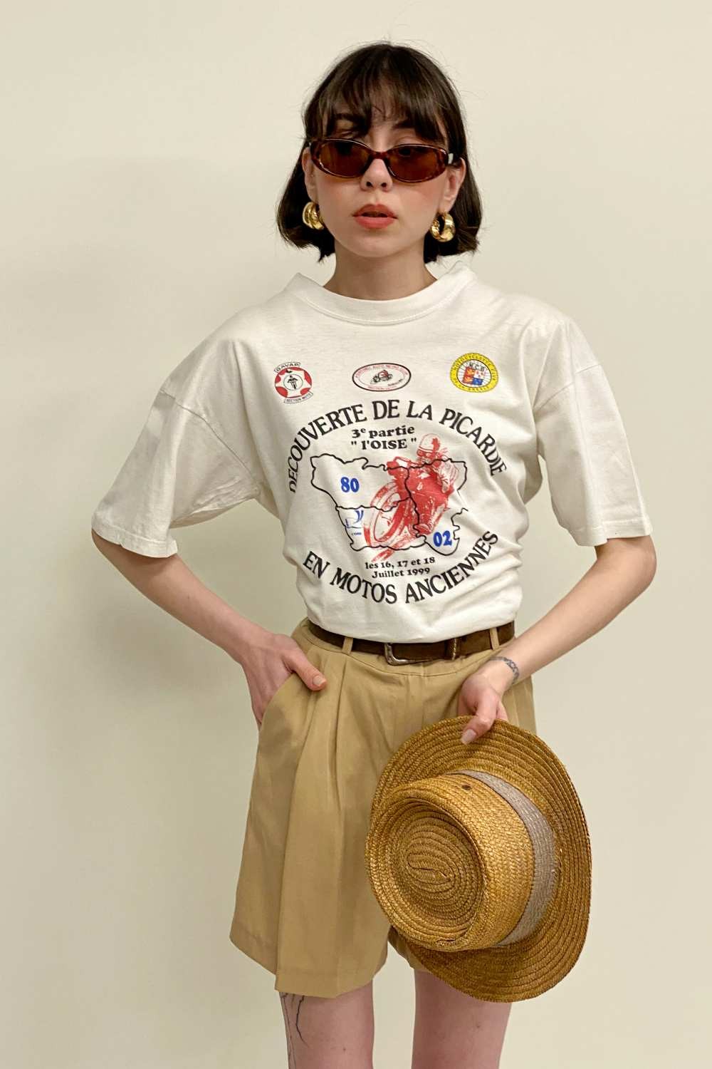 T-SHIRT