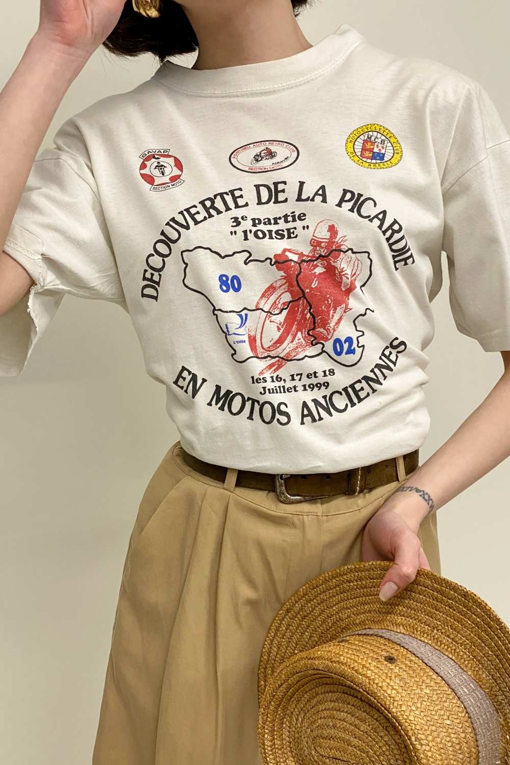 T-SHIRT