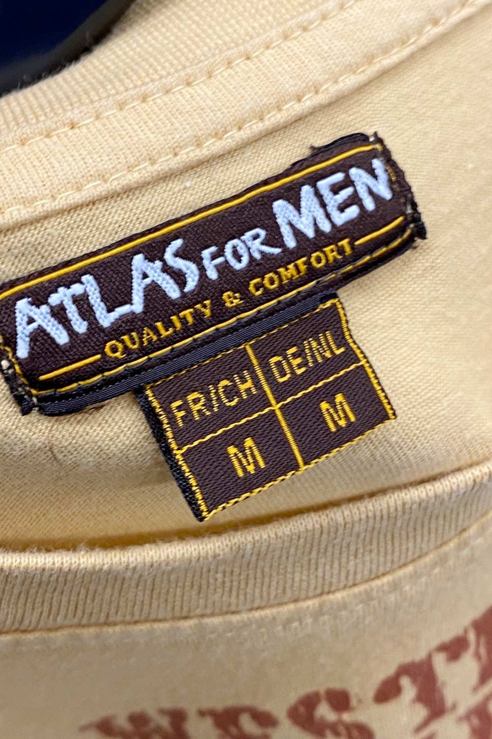 T-SHIRT