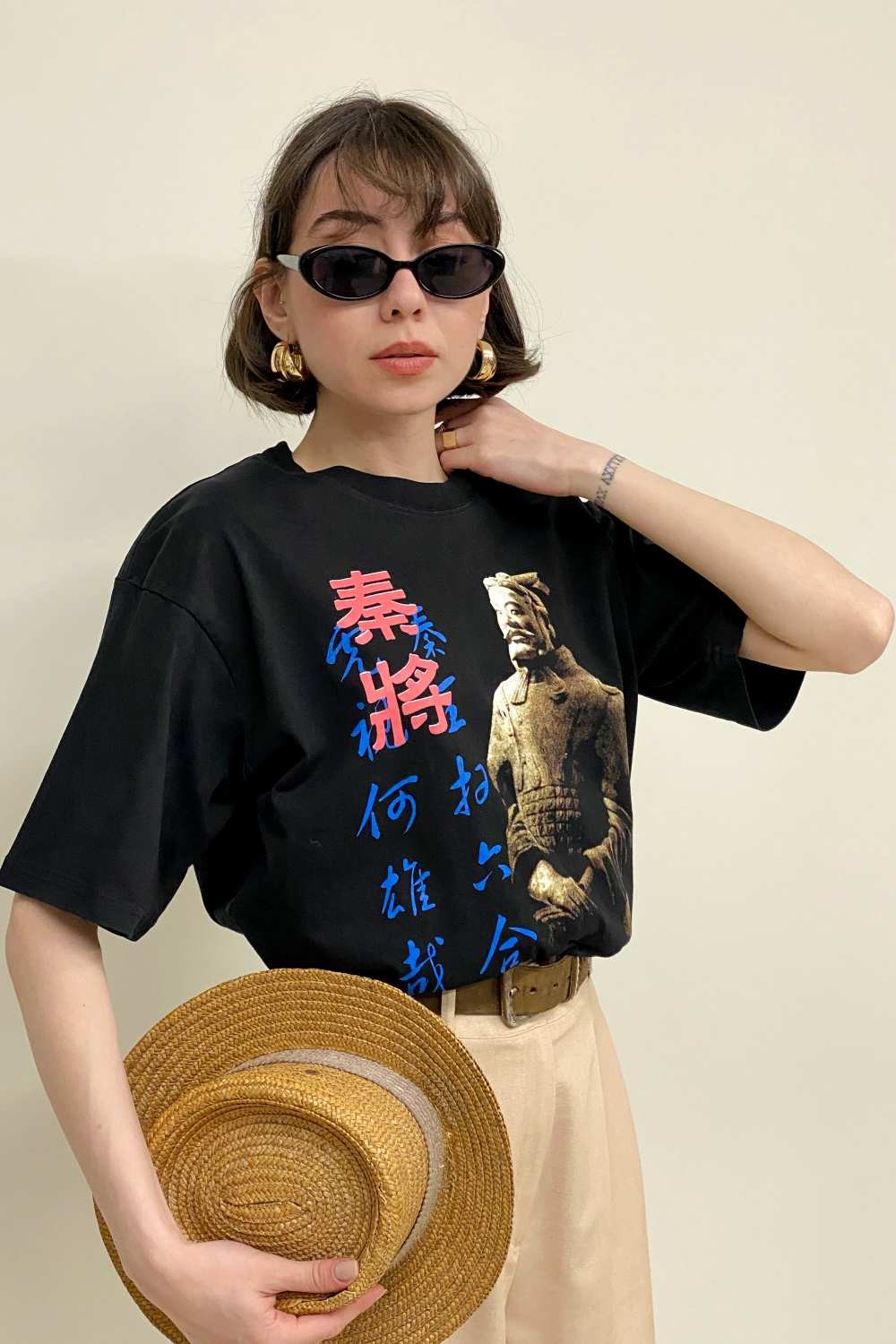 T-SHIRT