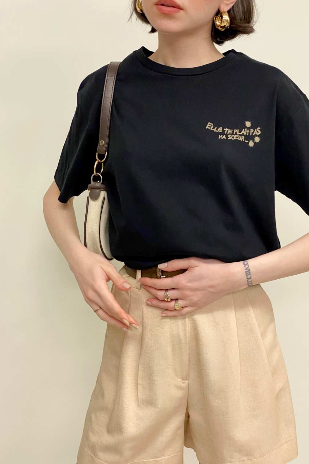 T-SHIRT
