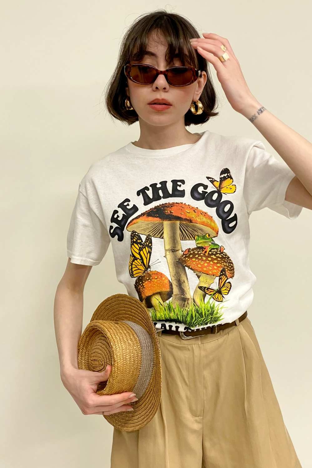 T-SHIRT