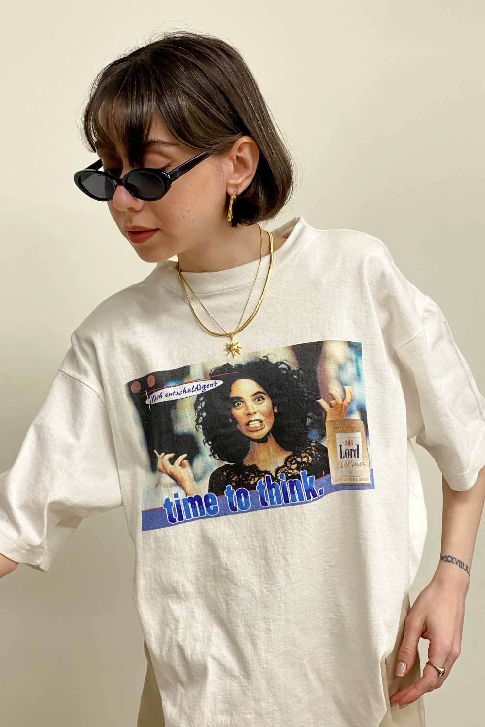 T-SHIRT