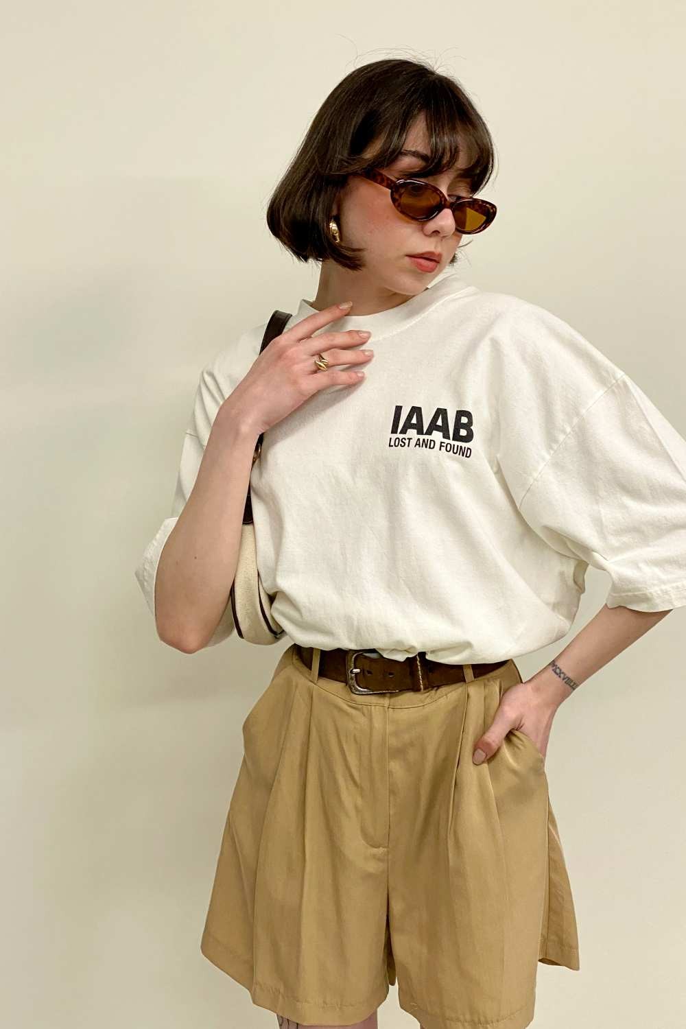 T-SHIRT