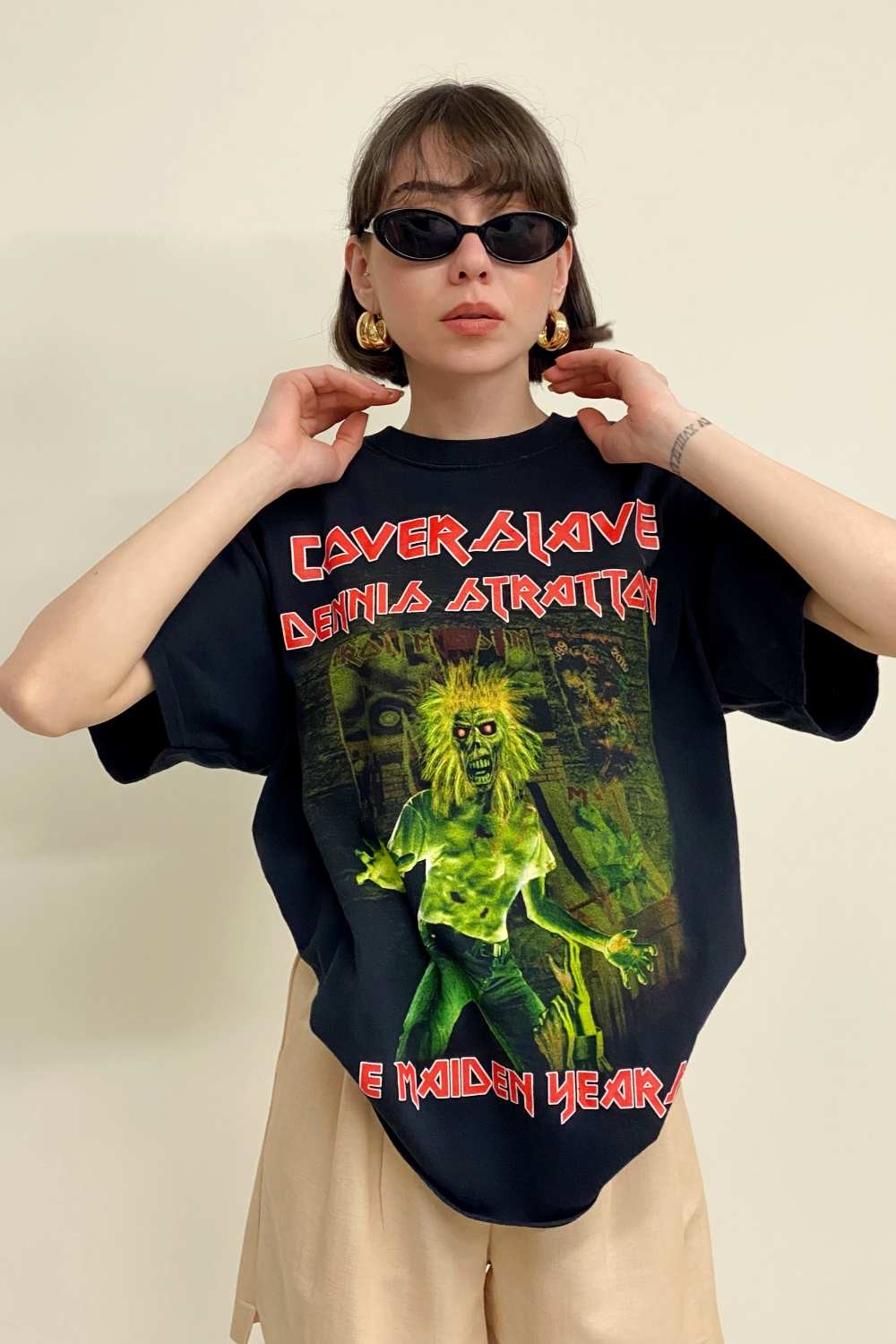 T-SHIRT