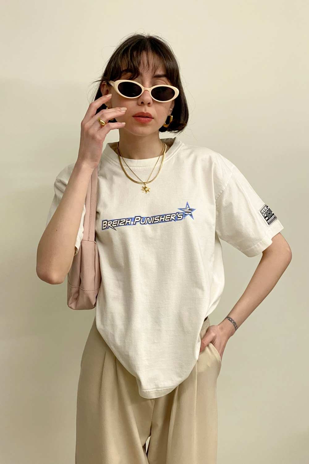 T-SHIRT