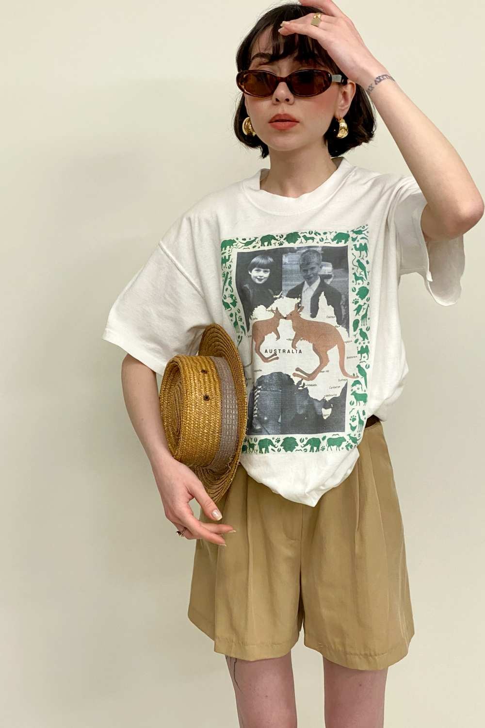 T-SHIRT