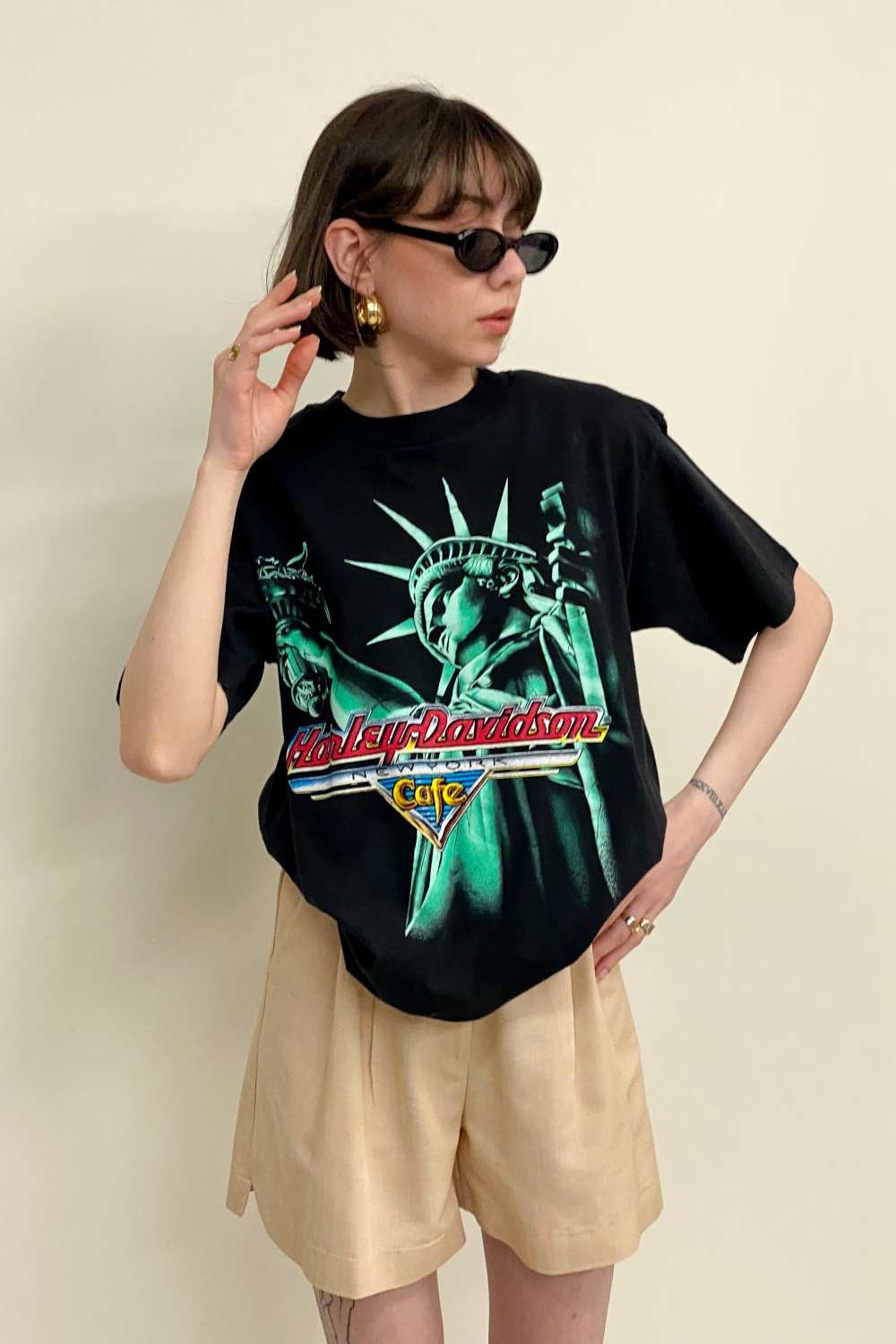 T-SHIRT