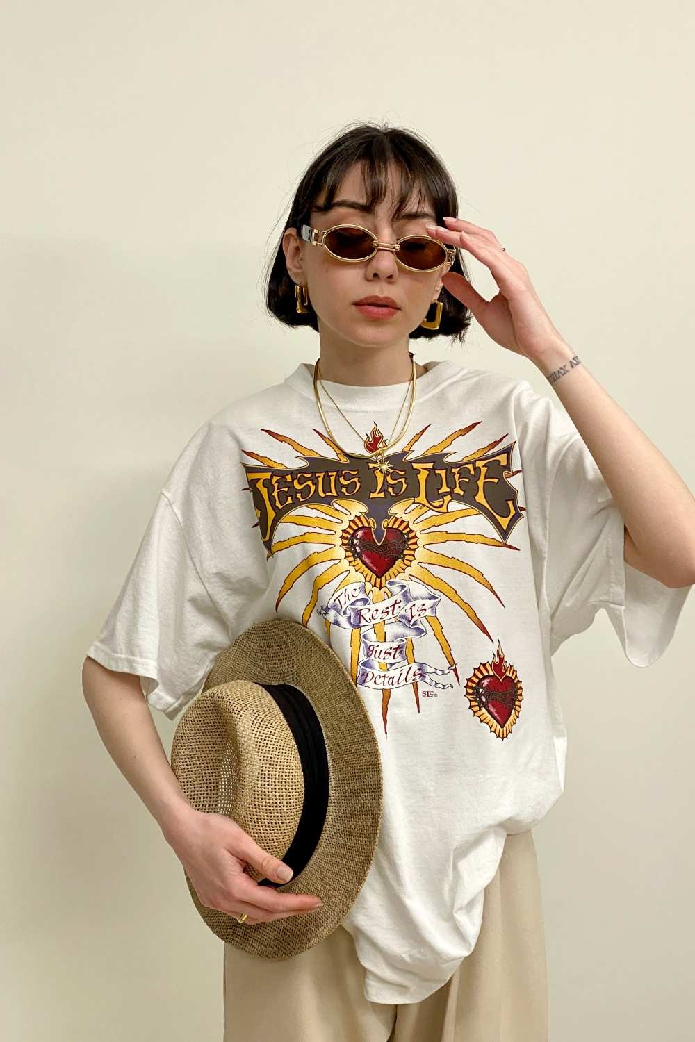 T-SHIRT