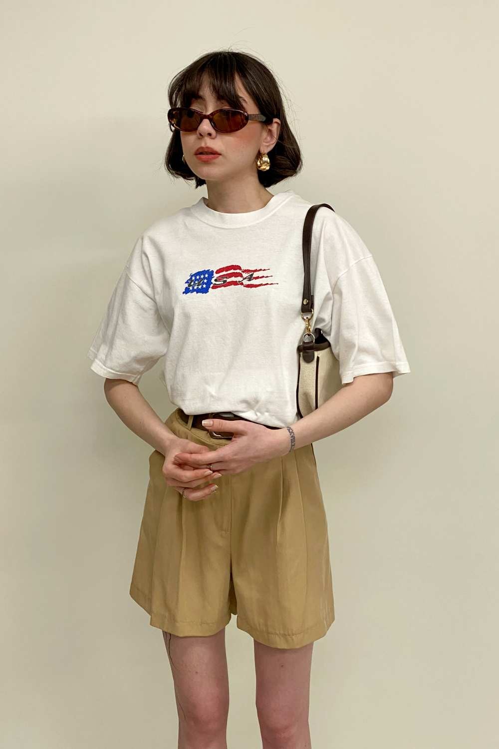 T-SHIRT