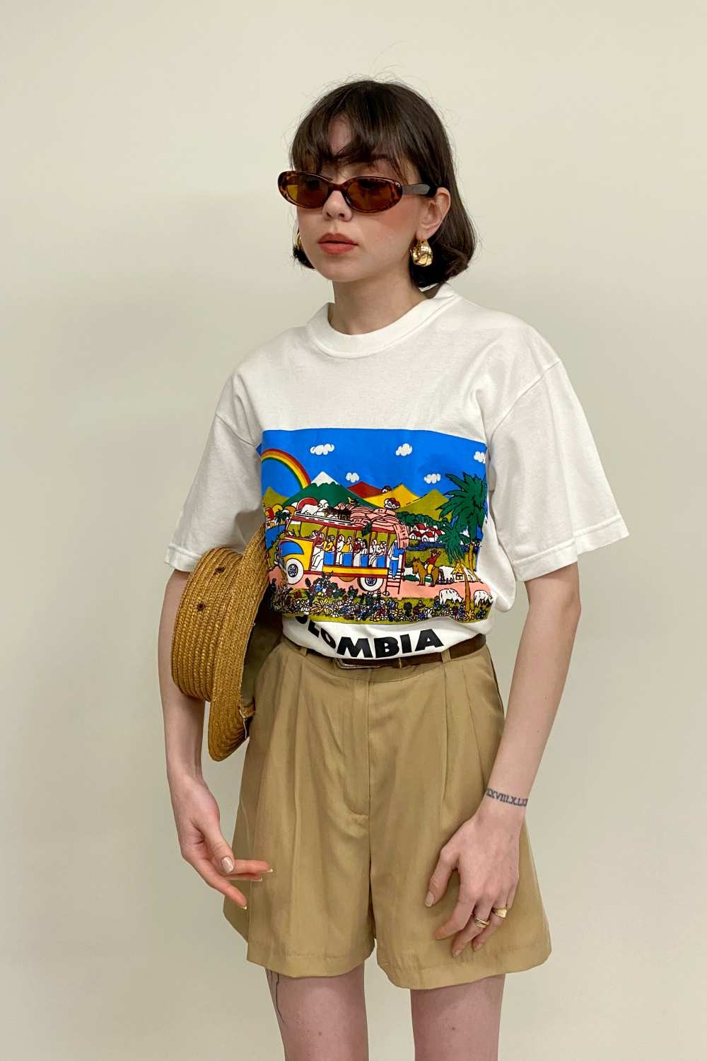 T-SHIRT