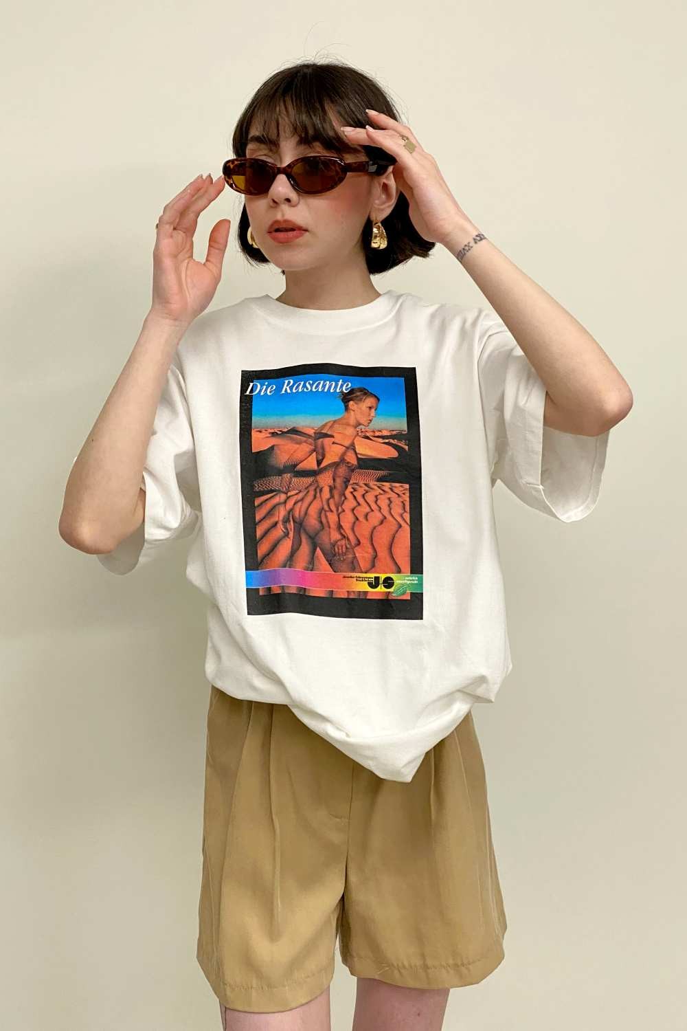 T-SHIRT