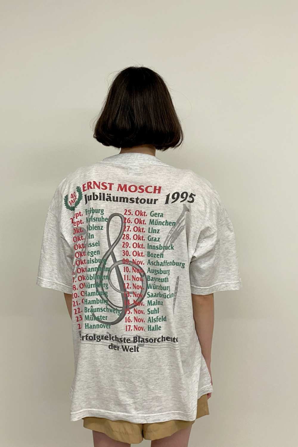 T-SHIRT
