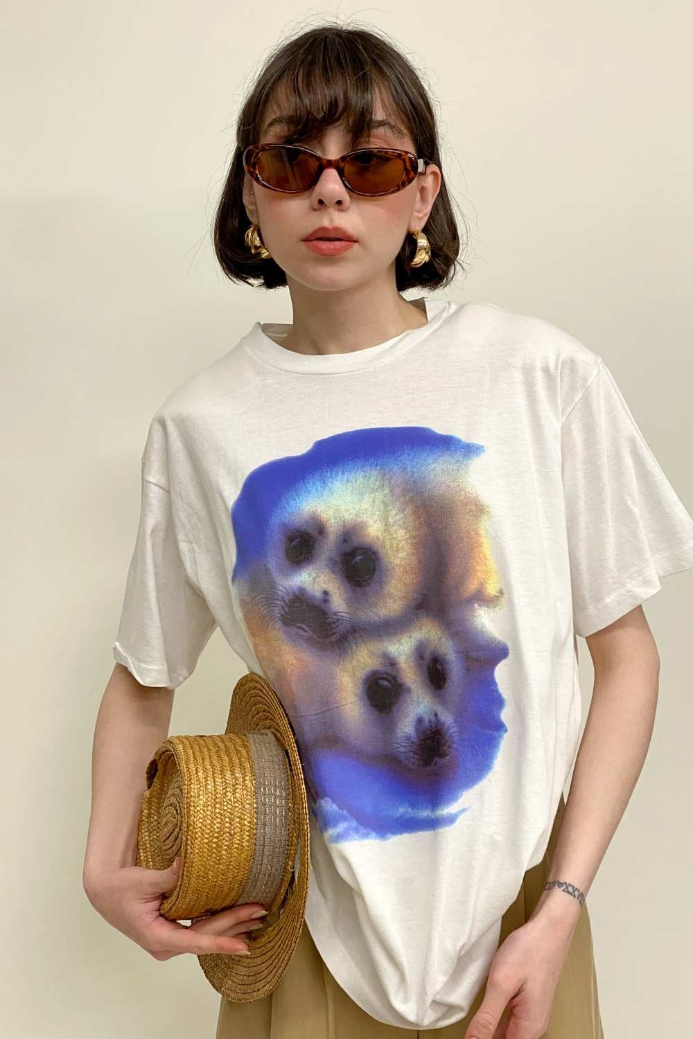 T-SHIRT