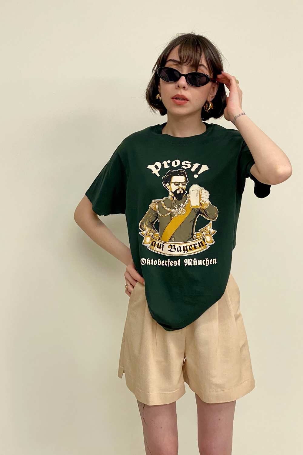 T-SHIRT