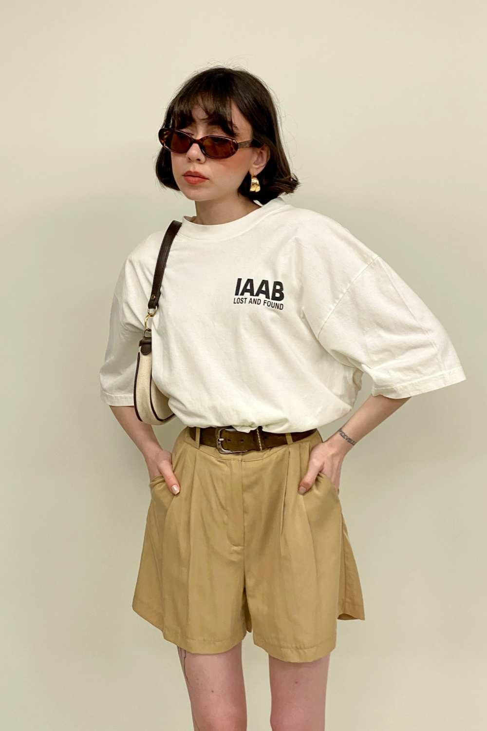 T-SHIRT