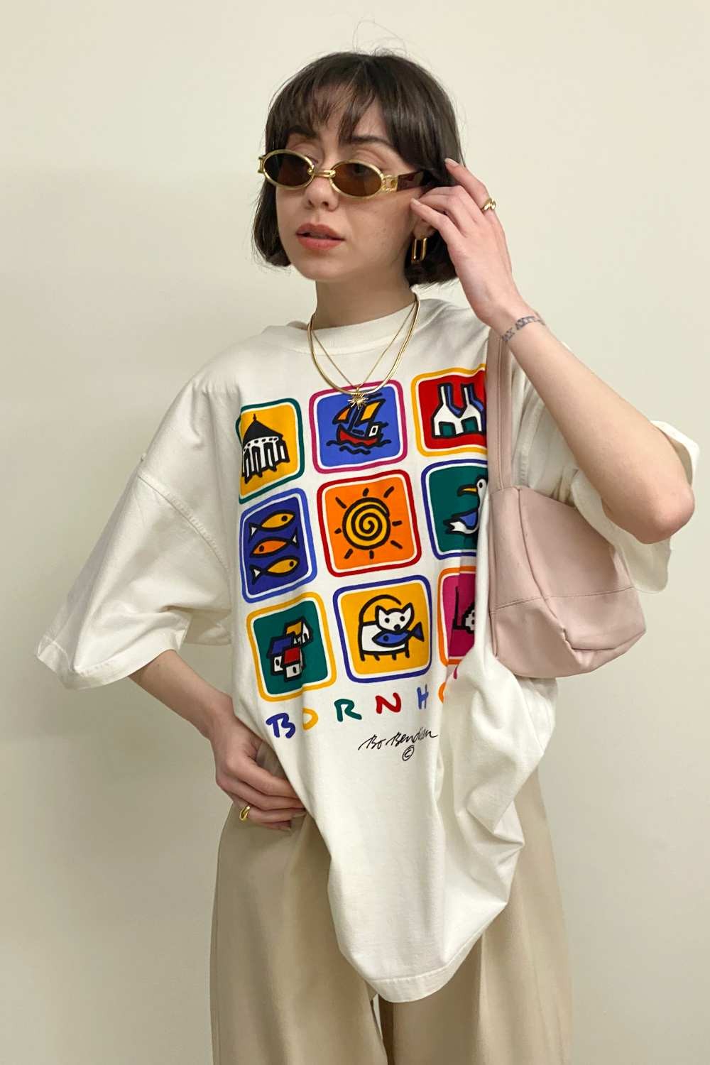T-SHIRT