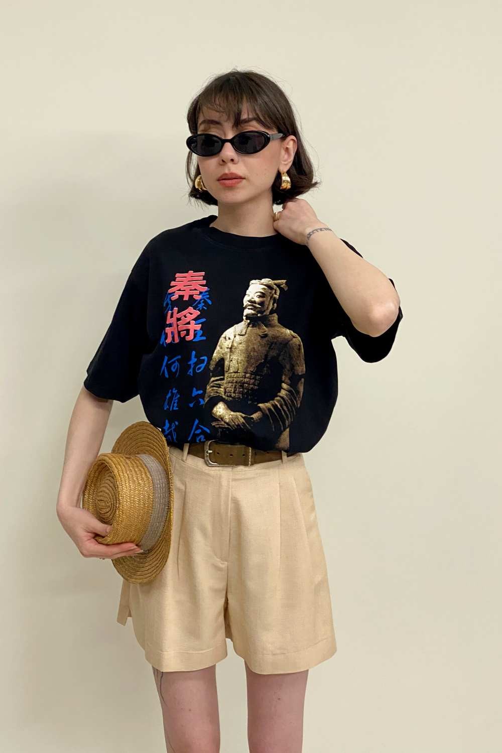 T-SHIRT