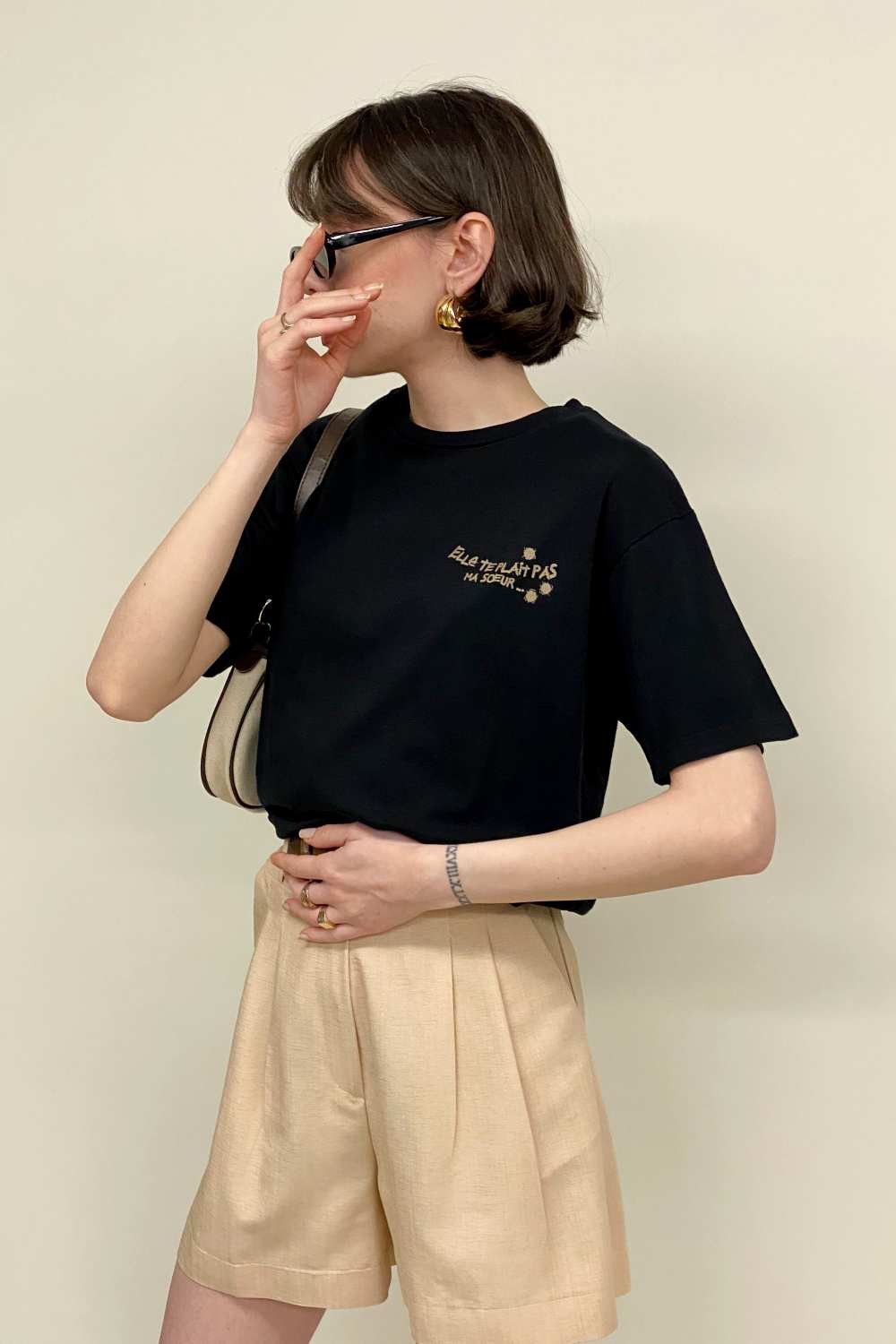 T-SHIRT