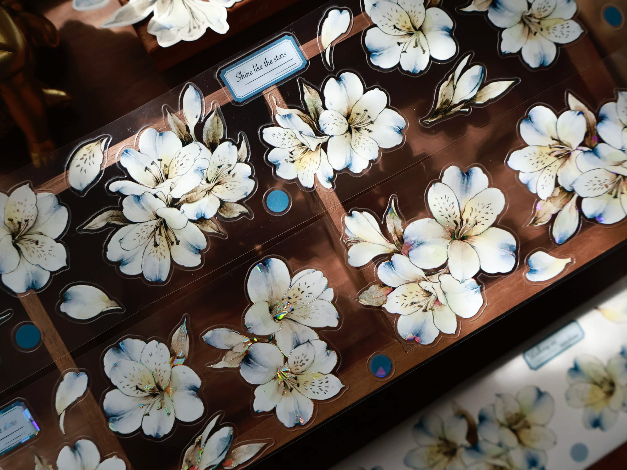 L24-YiEr 100cm mavi ve beyaz çiçek kendinden kesimli pet tape