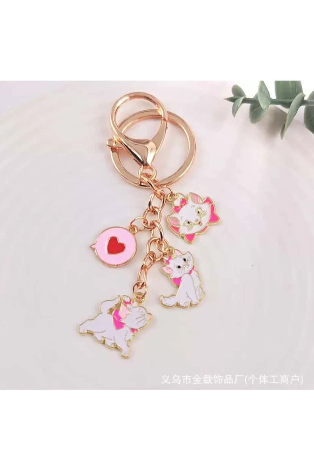 6-3’lü gülen kediler