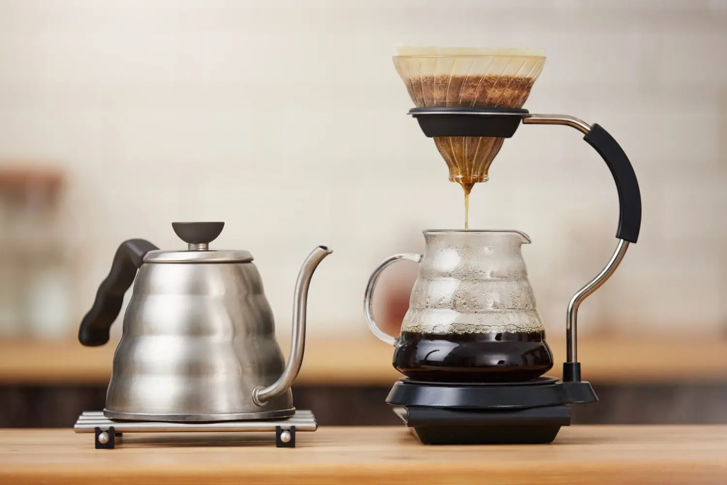 Kahve Demleme Ekipmanlarında Yeni Trendler: Sanatta Kahve Yenilikleri