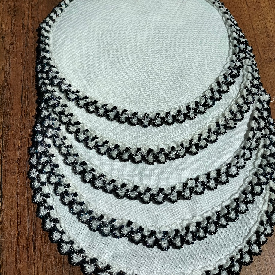 Siyah boncuk oyalı supla