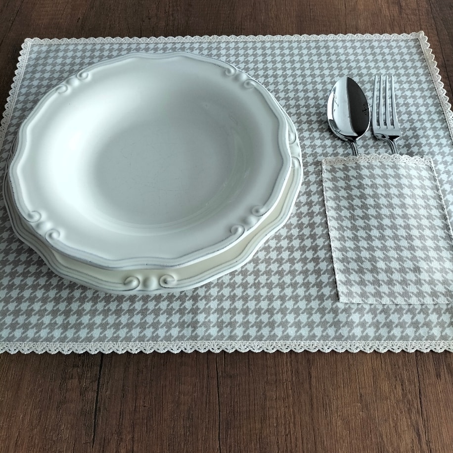 Dantelli Amerikan Servis