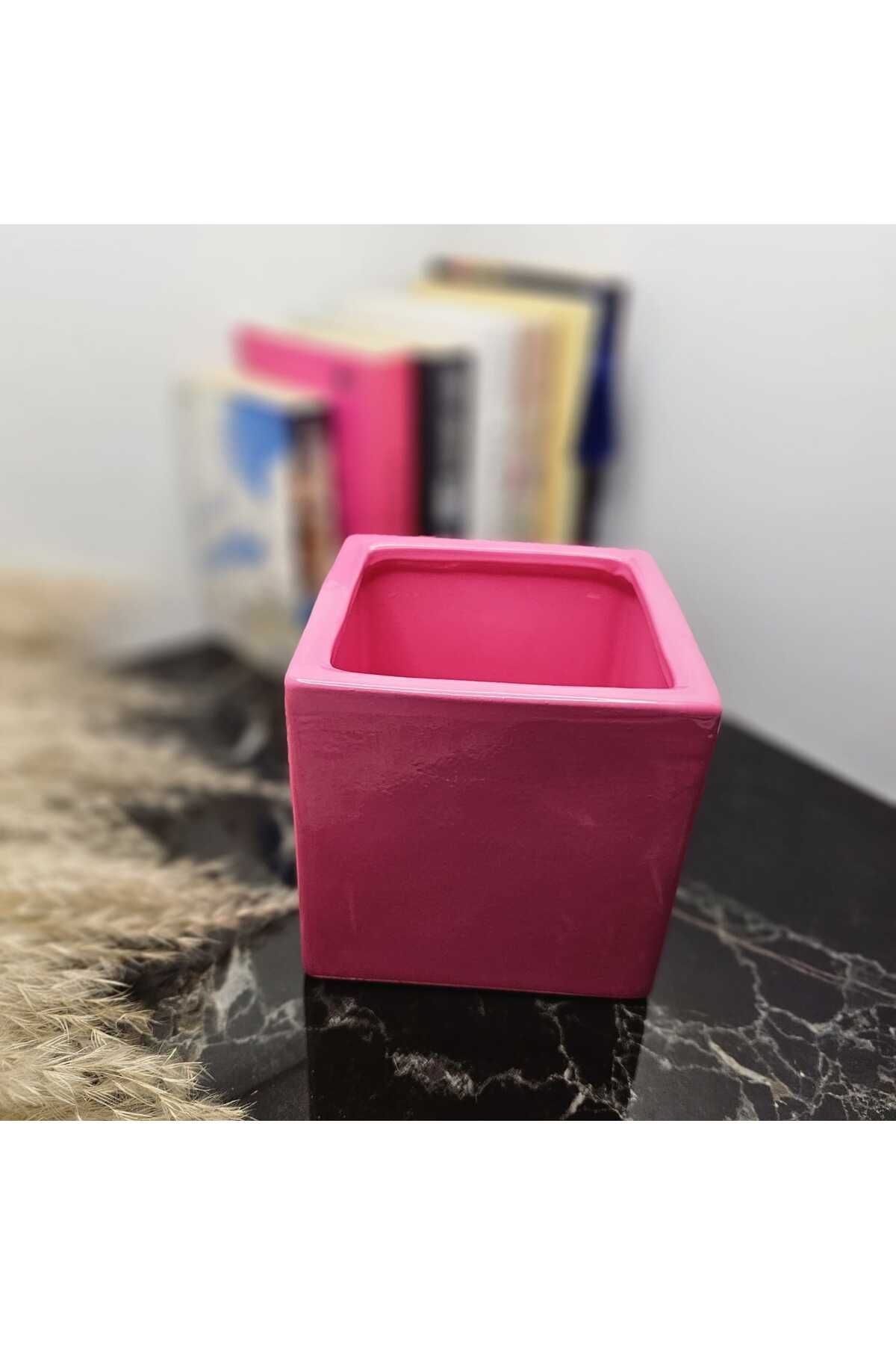 Modern Dekoratif Tasarım 13x13 cm Kare Saksı