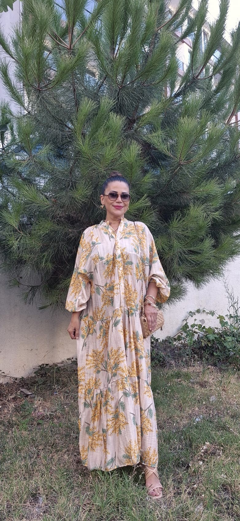 Nergis Elbise