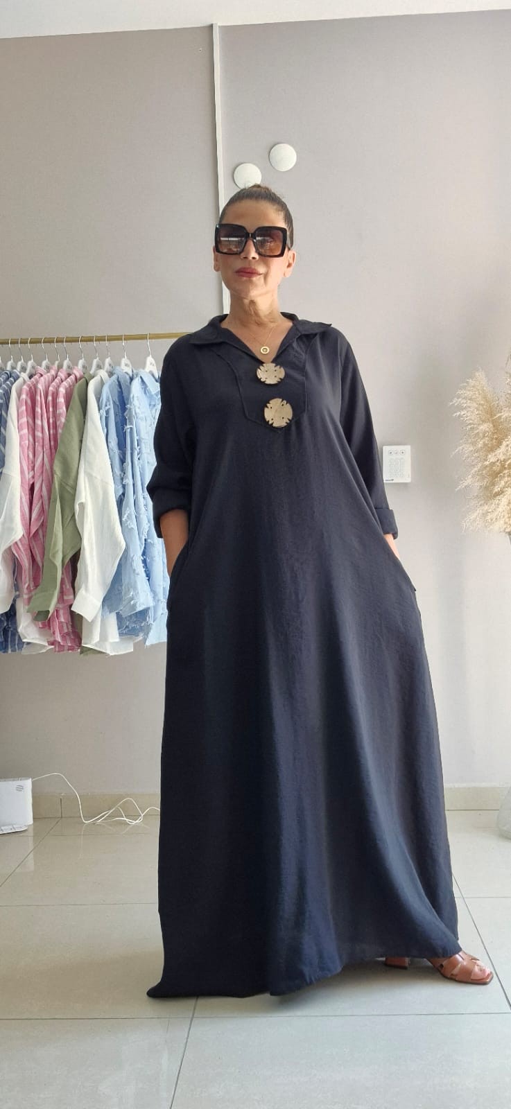 TAHTA AKSESUARLI TENCEL ELBİSE