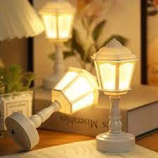 RETRO LED MASA LAMBASI