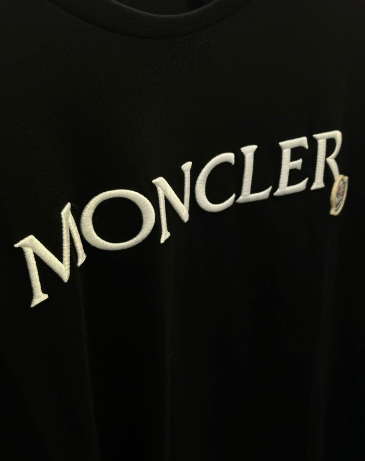 Moncler Siyah Logo Print Siyah Tişört