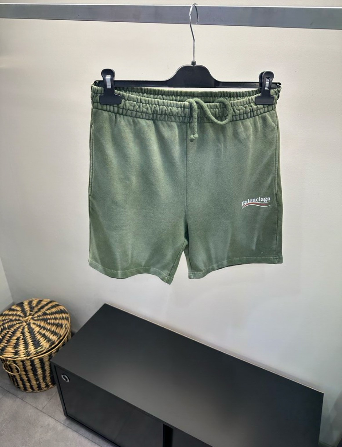 Balenciaga Yeşil Logo Pamuklu Şort