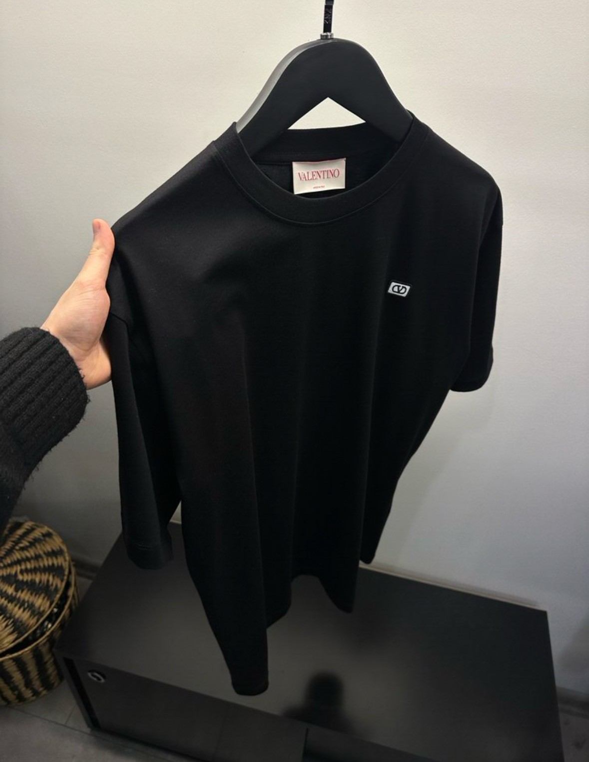Valentino mini V logo Pamuklu Tişört