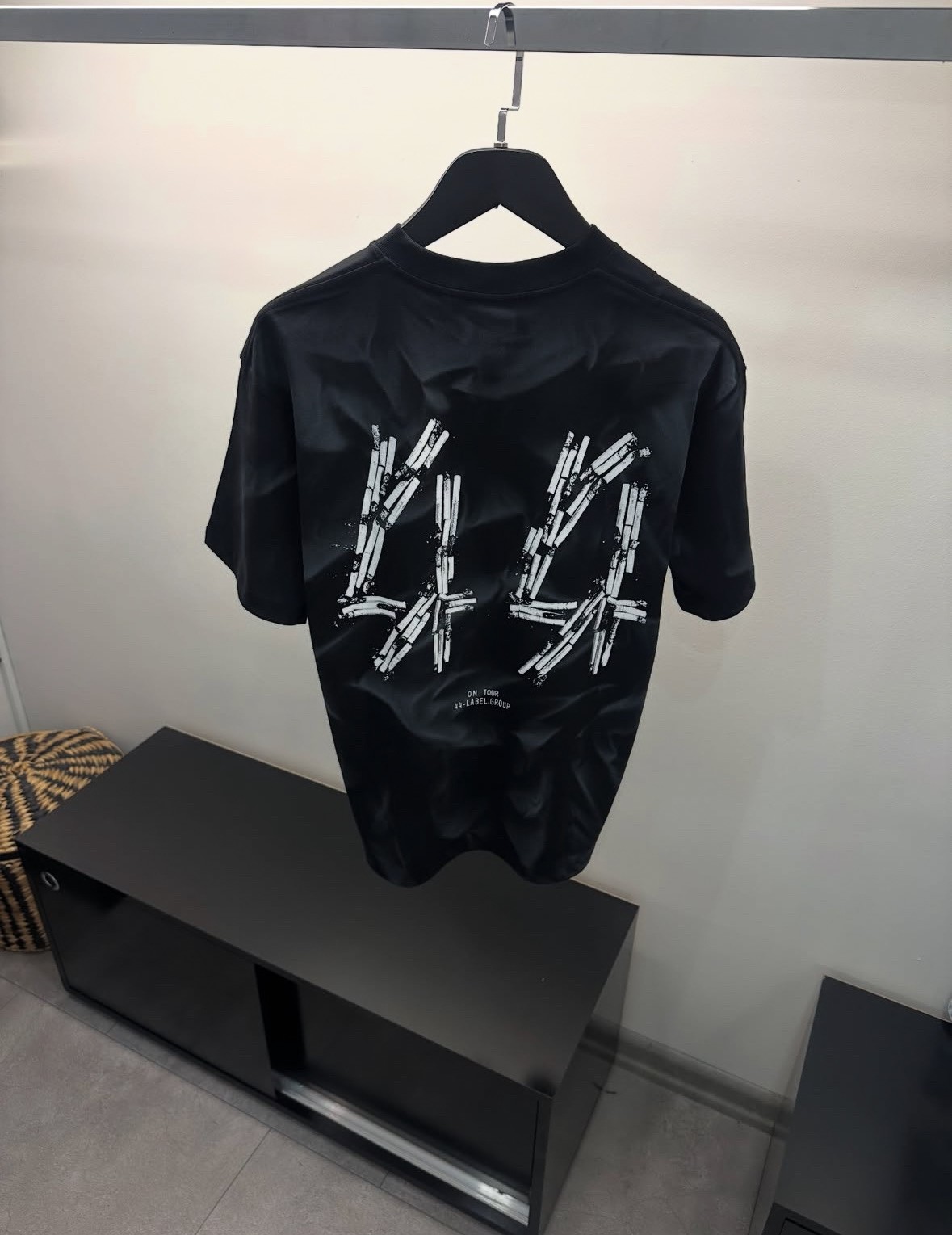 44 Label Group Artist Backstage Yıkamalı Tişört