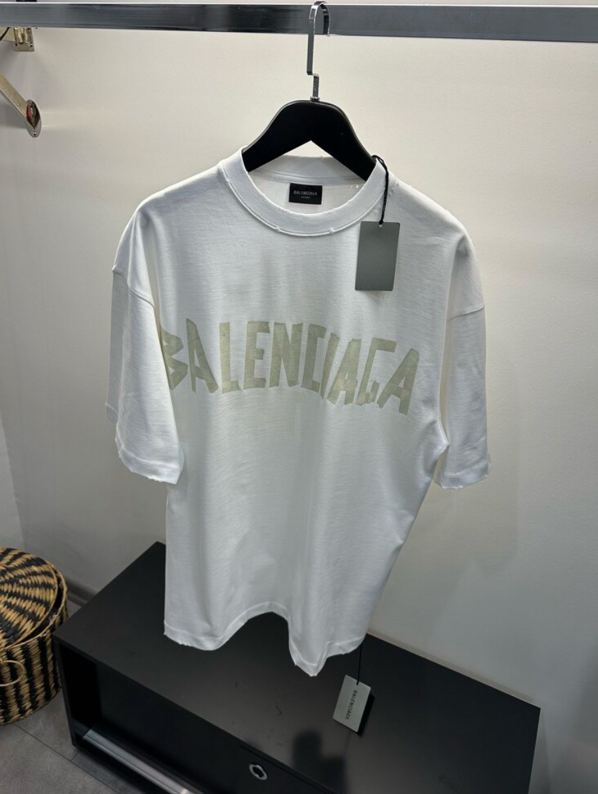 Balenciaga Tape Type Beyaz Oversize Tişört 