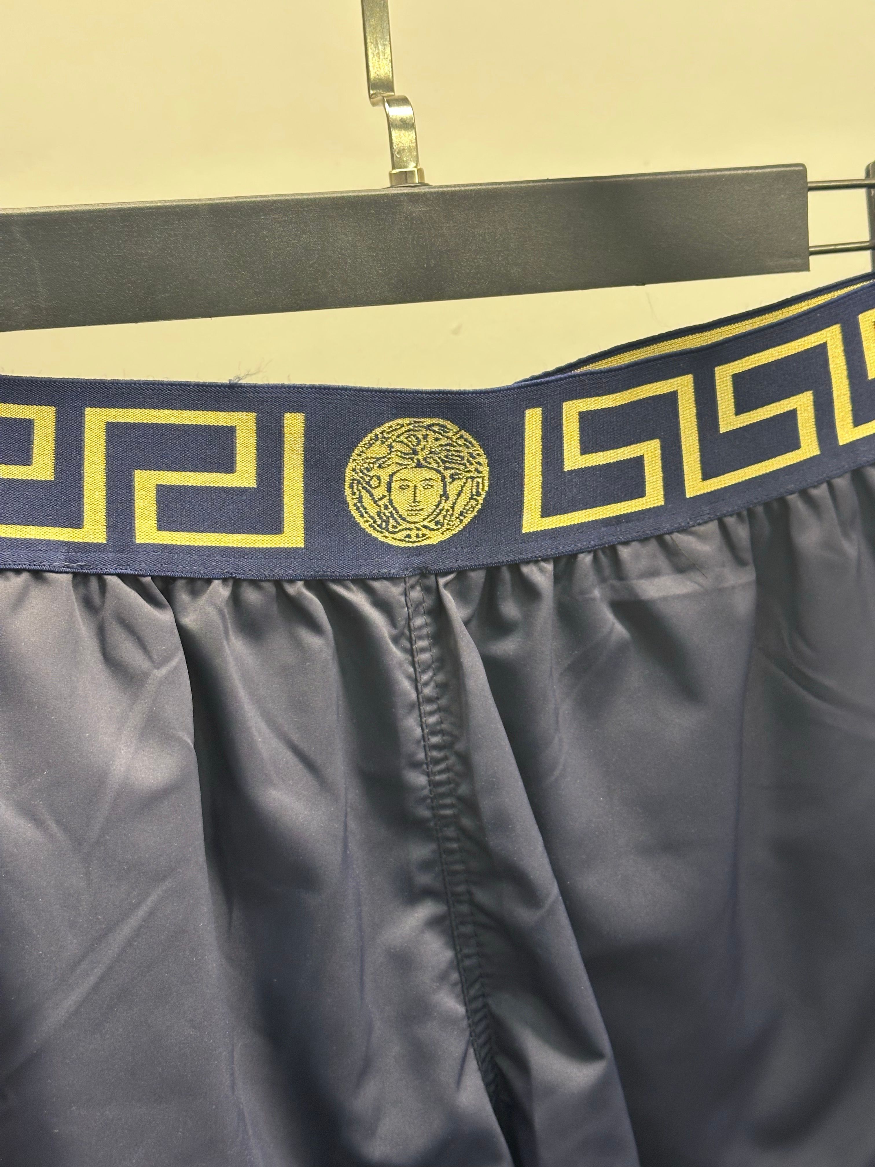 Versace Lacivert Deniz Şortu
