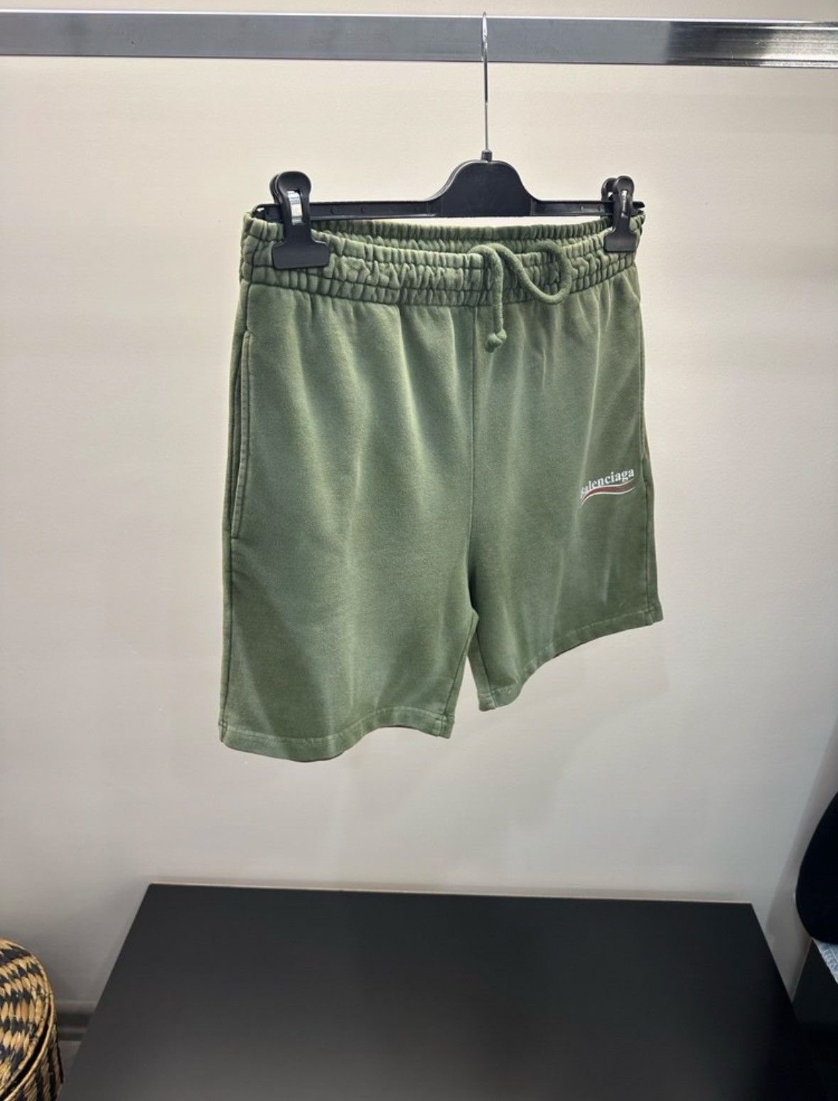 Balenciaga Yeşil Logo Pamuklu Şort