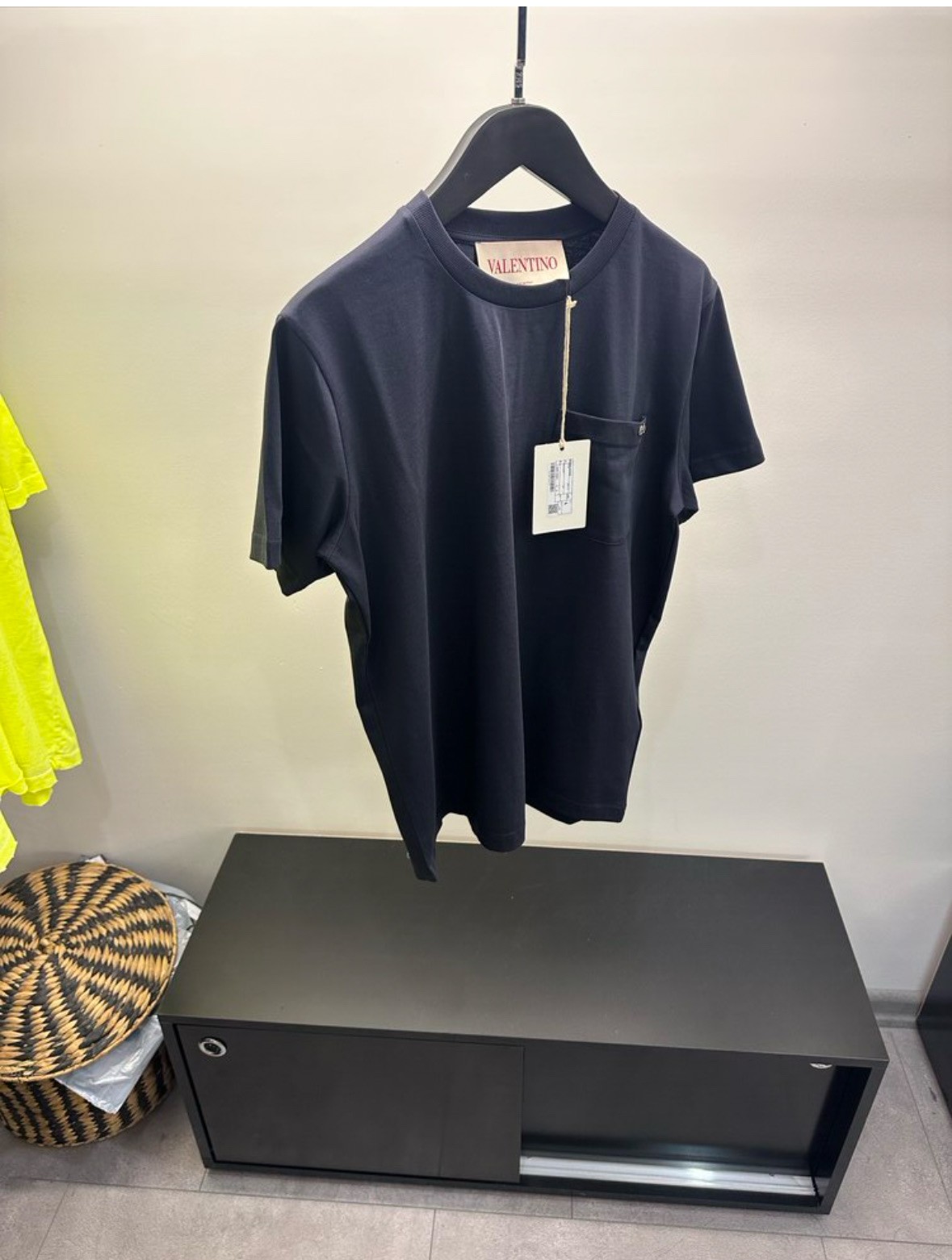 Valentino Cepli V Logo Tişört