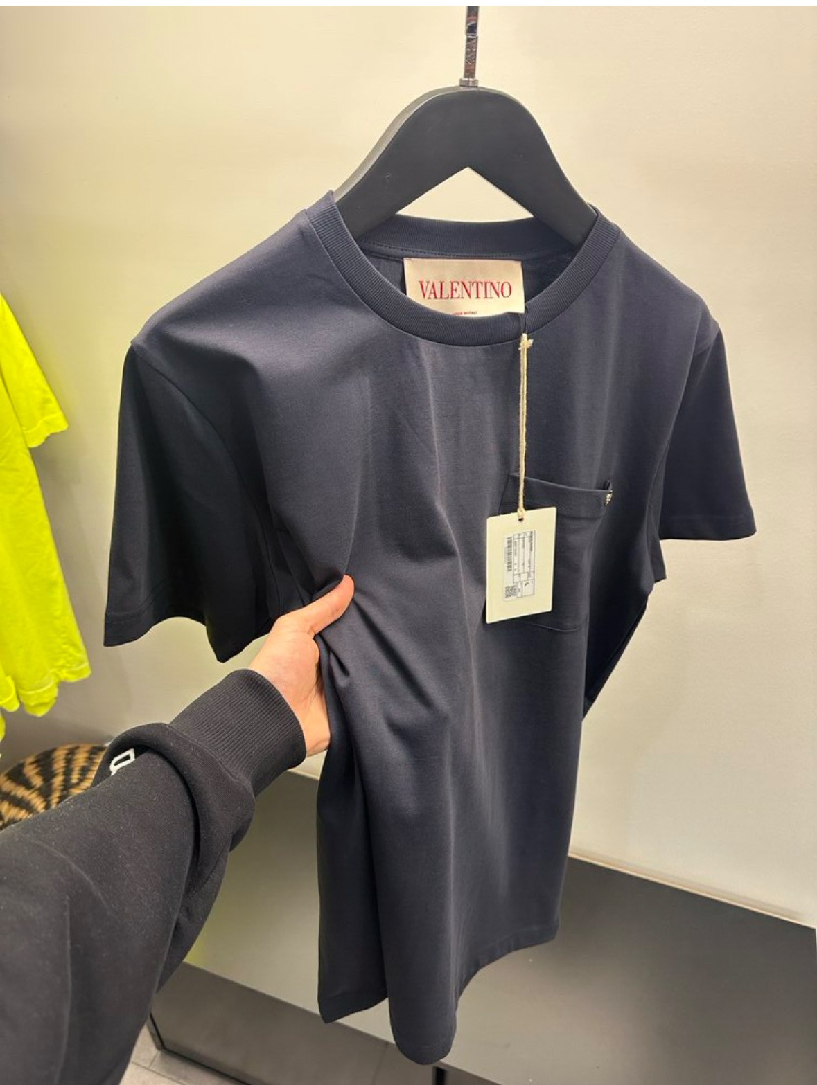 Valentino Cepli V Logo Tişört