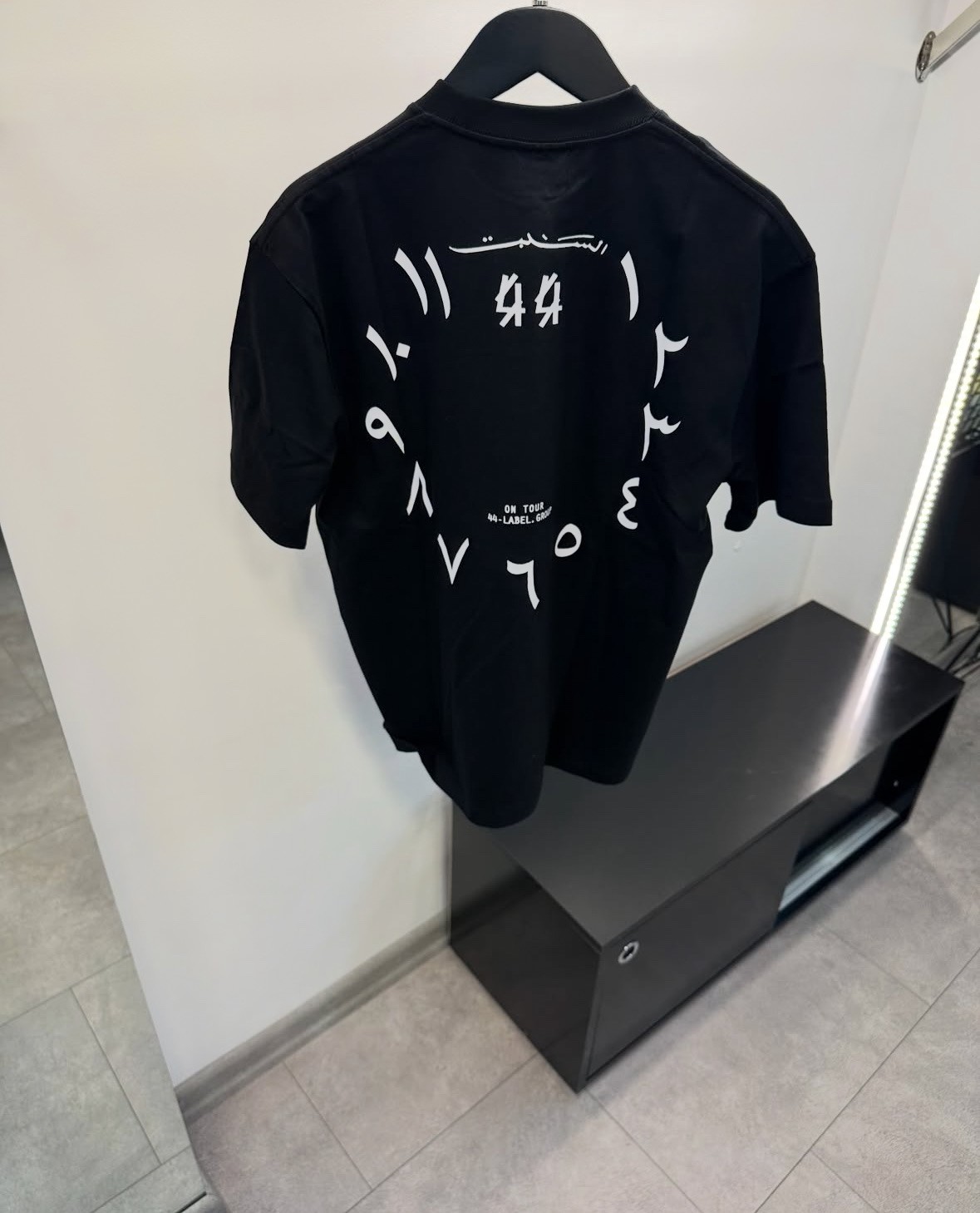 44 Label Group Arabic Tişört