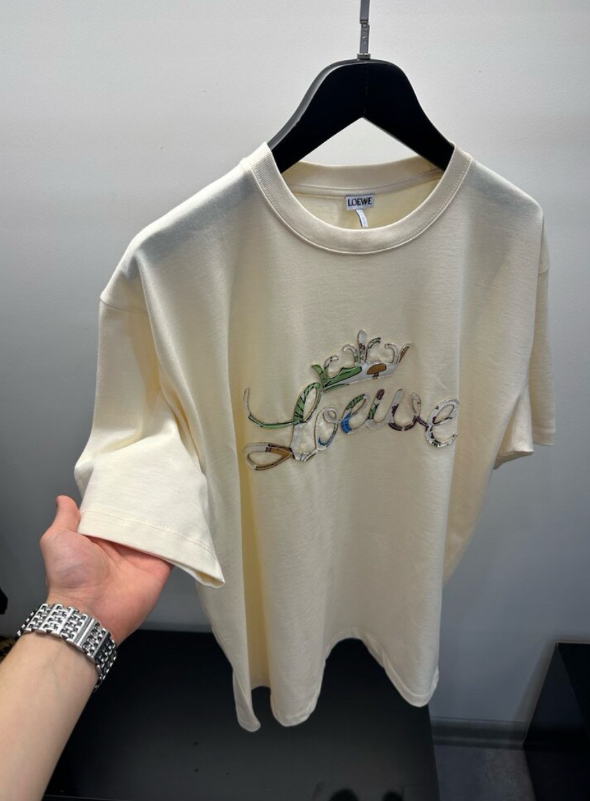 Loewe Nakışlı Logo Krem Tişört