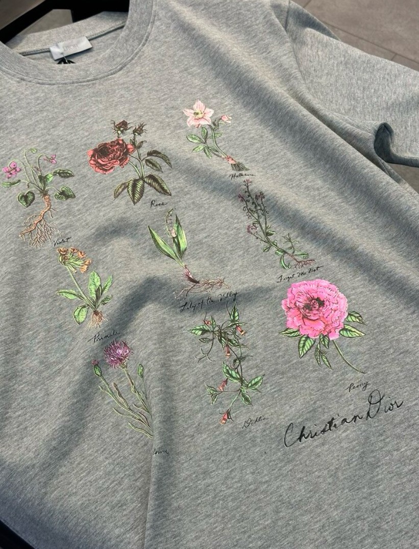Christian Dior Gri Çiçek Desenli Tişört