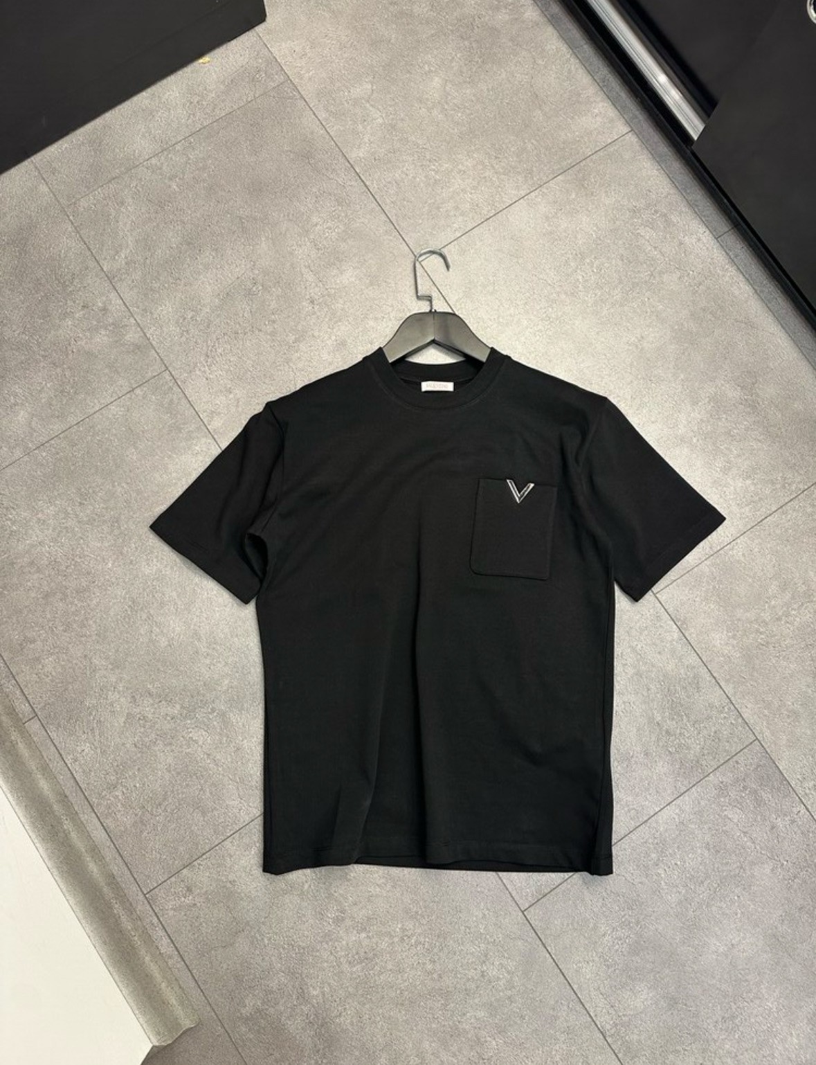 Valentino Cepli V Demir Logo Tişört