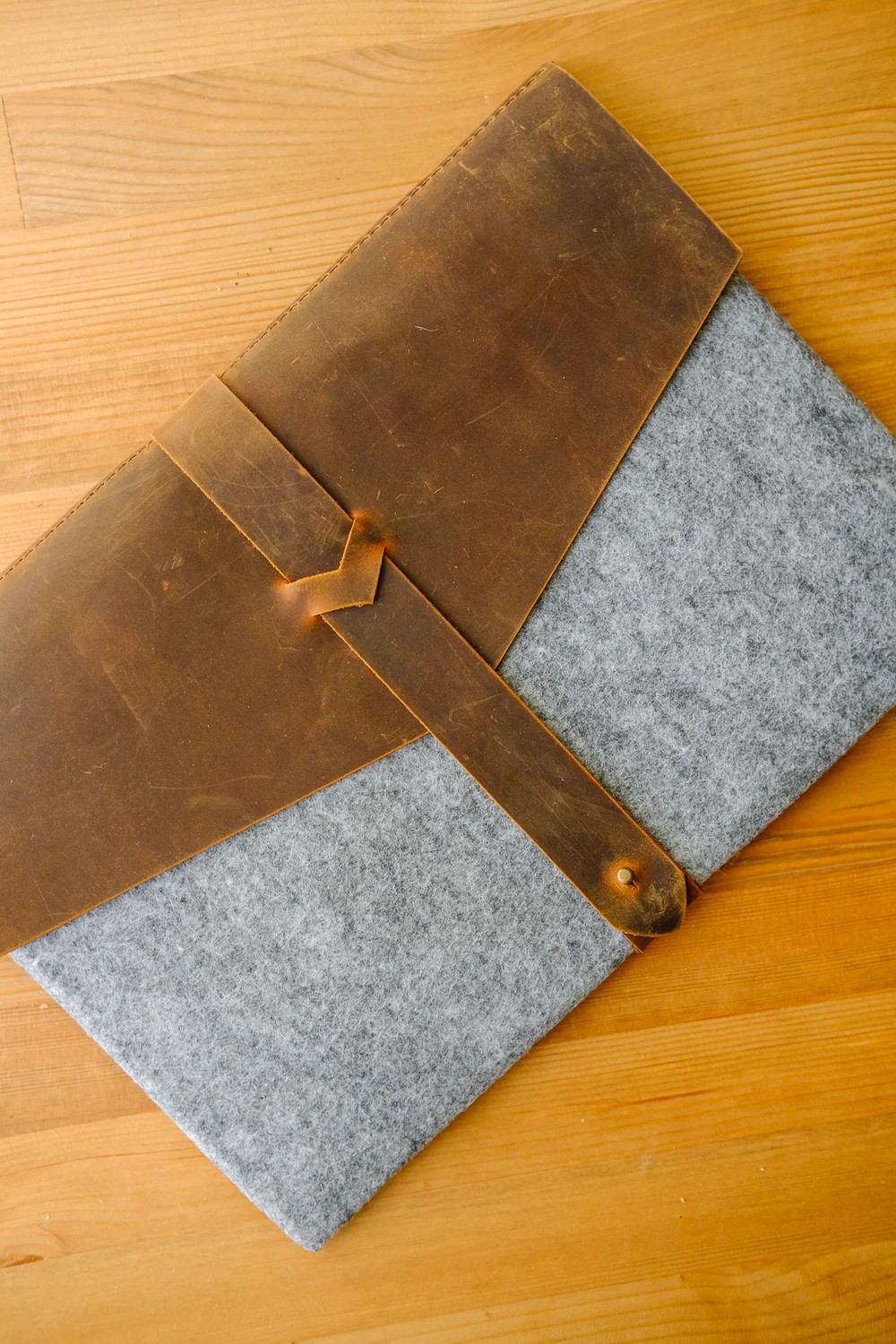 Leather & Felt Combination Laptop Sleeve 
