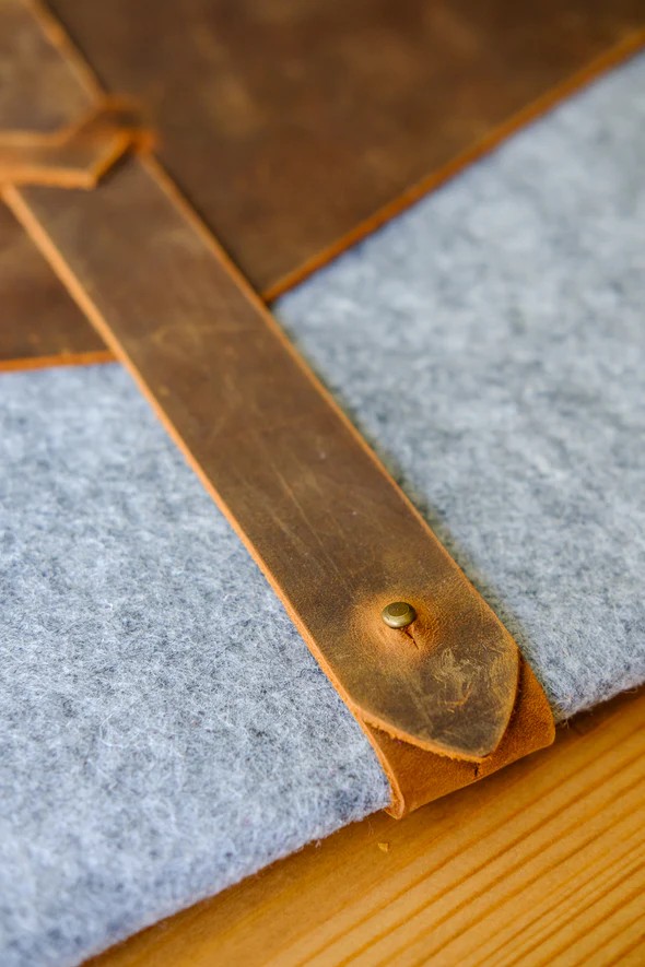 Leather & Felt Combination Laptop Sleeve 