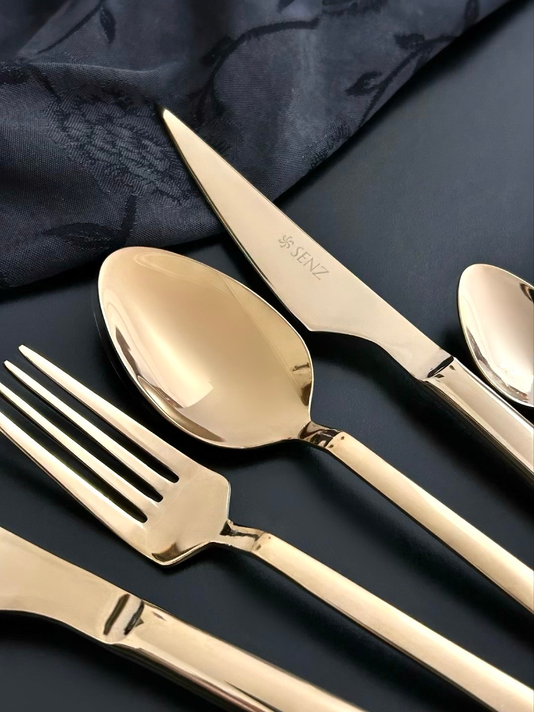 Senz Vega Gold Çatal Kaşık Bıçak Seti 12 Kişilik 84 Parça