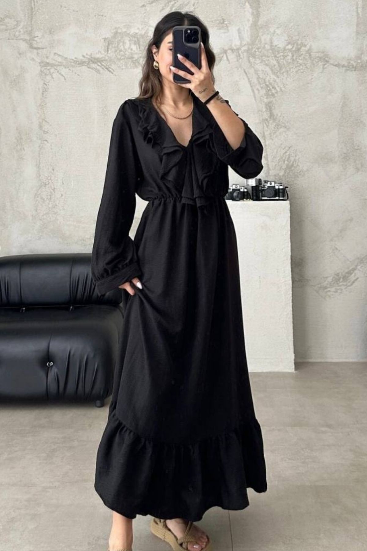 Ayrobin Fırfırlı Kruvaze Yaka Uzun Elbise - Siyah