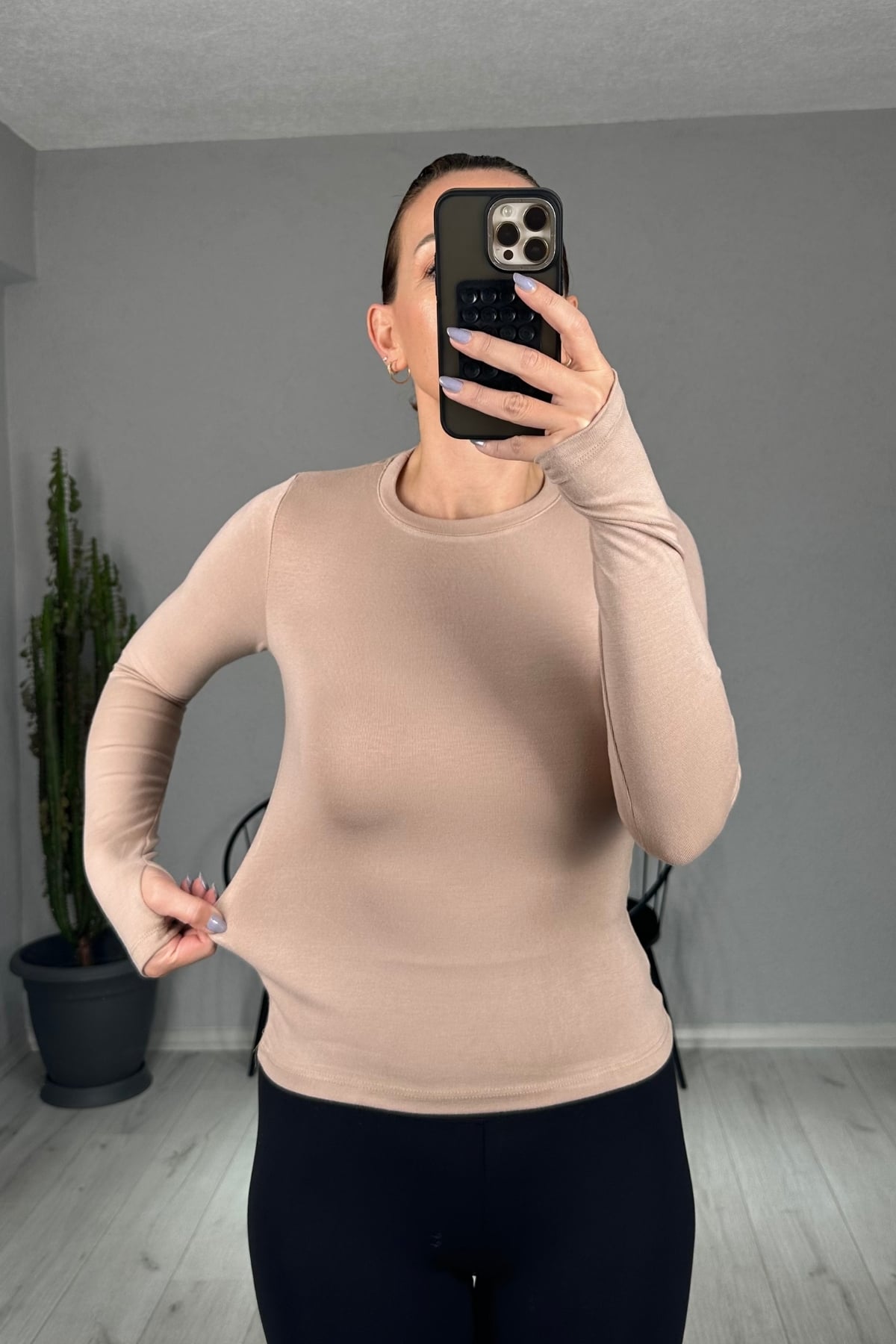 Oysh Parmak Geçmeli Uzun Kollu Body